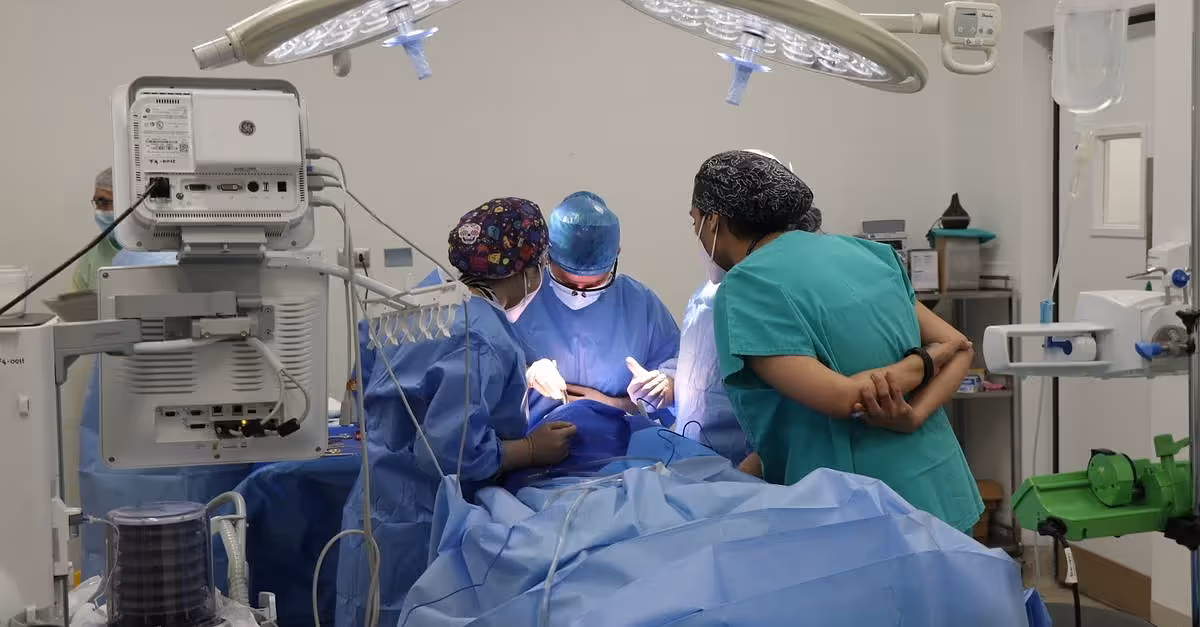Quirónsalud: el nuevo hospital de Badajoz tendrá cirugía robótica