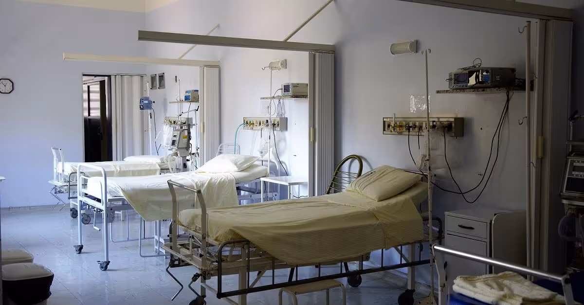 Hospital Dexeus combate la escasez de especialistas en pediatría