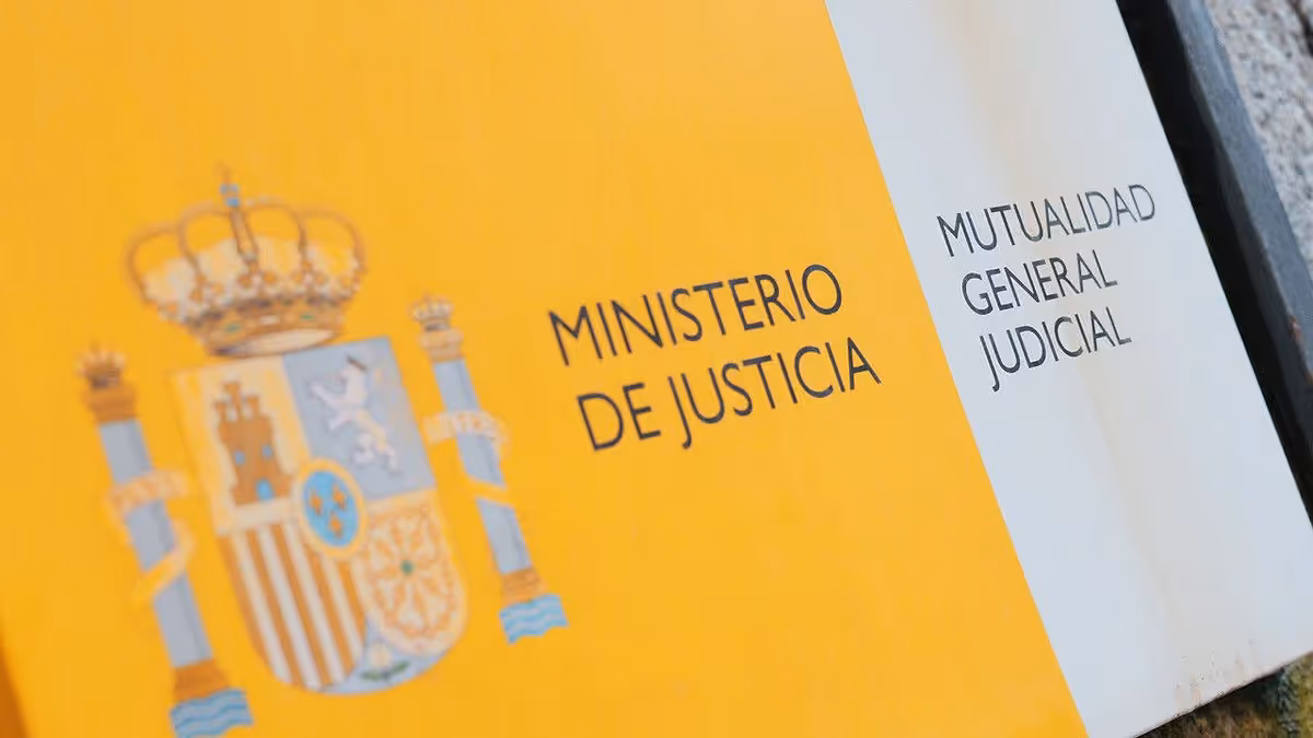 Mugeju: Gobierno renueva contrato por un año y genera polémica